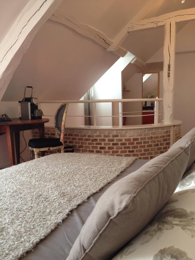 Hotel Le Prieure Et La Residence Amiens Room photo